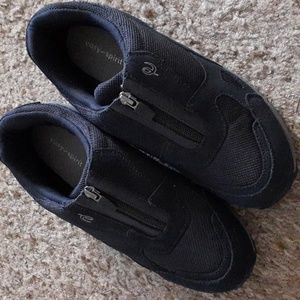 🎀Final Markdown🎀 Easy Spirit Serheal Casual Walking Shoes Size 8.5 (unworn)